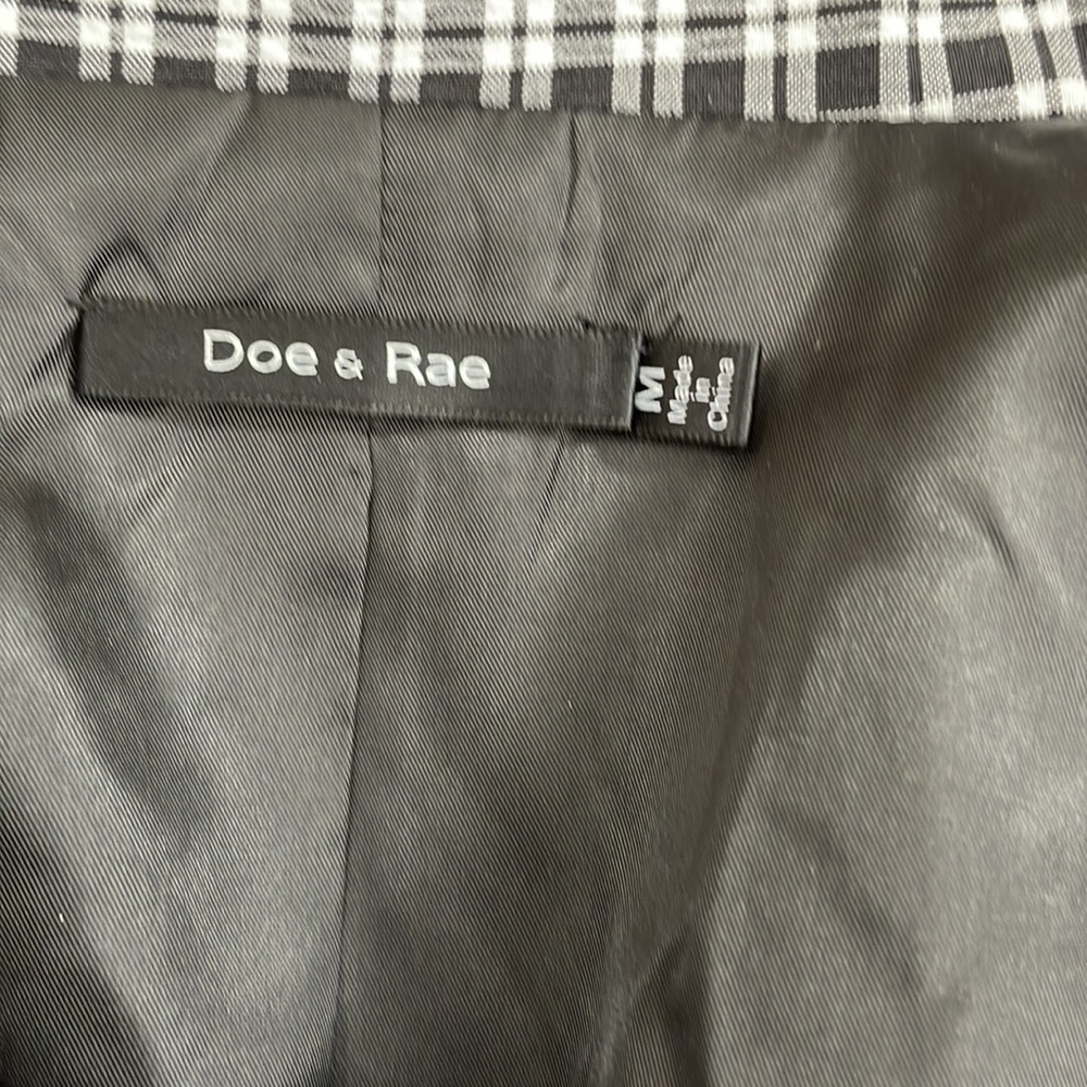 Doe & Rae Black and White Checkered Blazer Medium - Picture 8 of 10